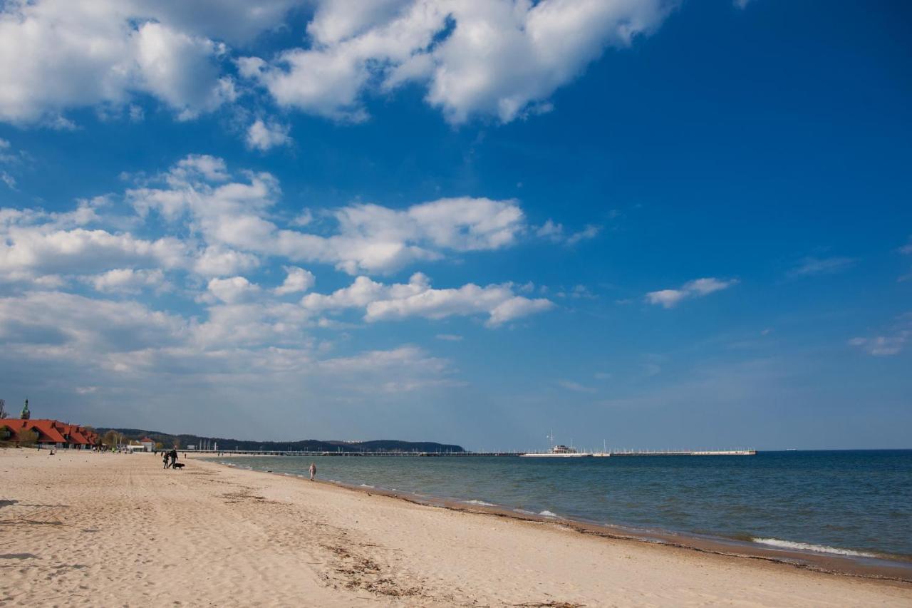 Apartamenty Sun & Snow Traugutta Plaza Sopot Exteriör bild
