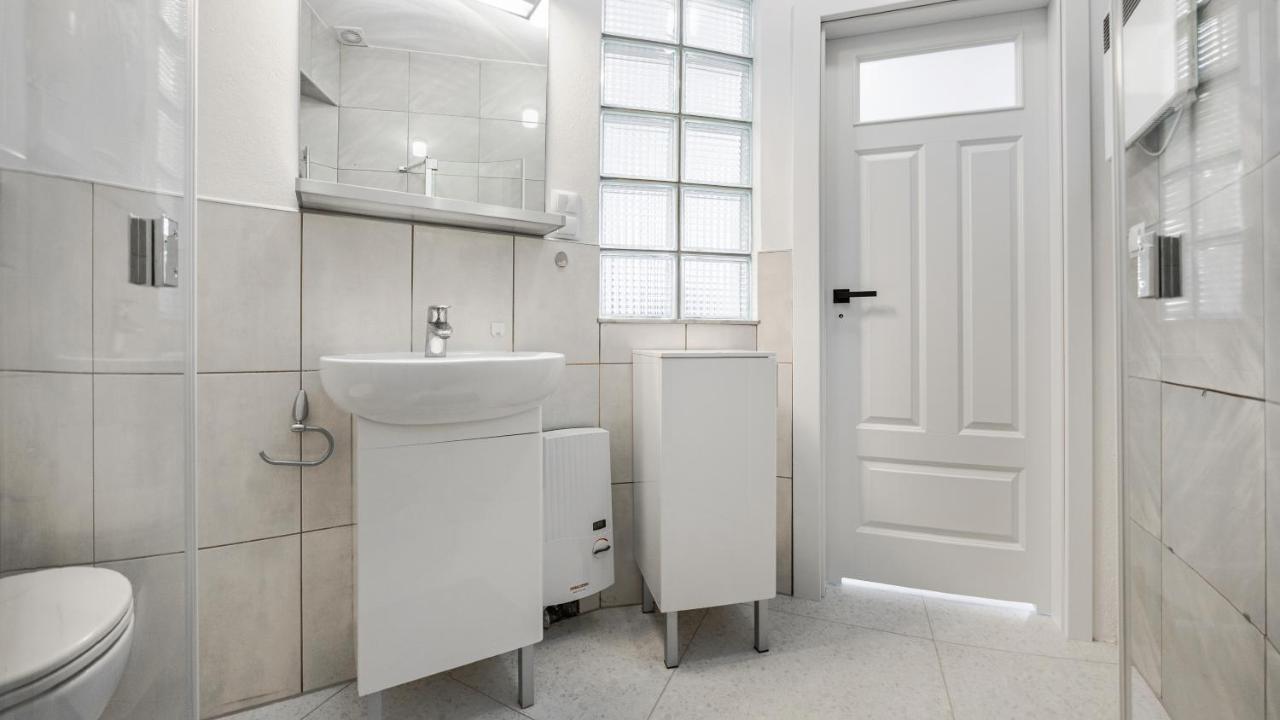 Apartamenty Sun & Snow Traugutta Plaza Sopot Exteriör bild