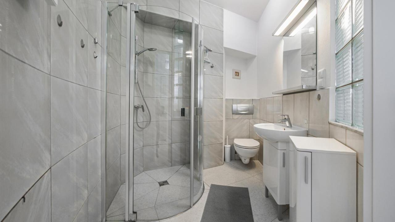 Apartamenty Sun & Snow Traugutta Plaza Sopot Exteriör bild